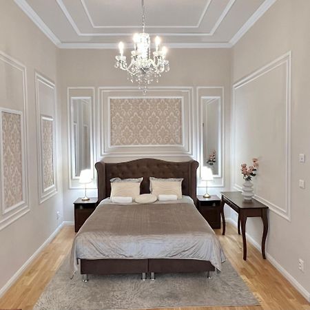 Angeloroma Deluxe Apartment Прага Екстер'єр фото