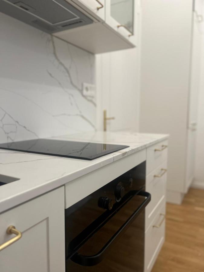 Angeloroma Deluxe Apartment Прага Екстер'єр фото