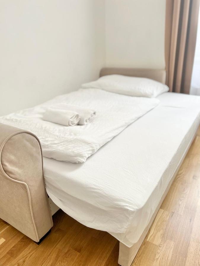 Angeloroma Deluxe Apartment Прага Екстер'єр фото