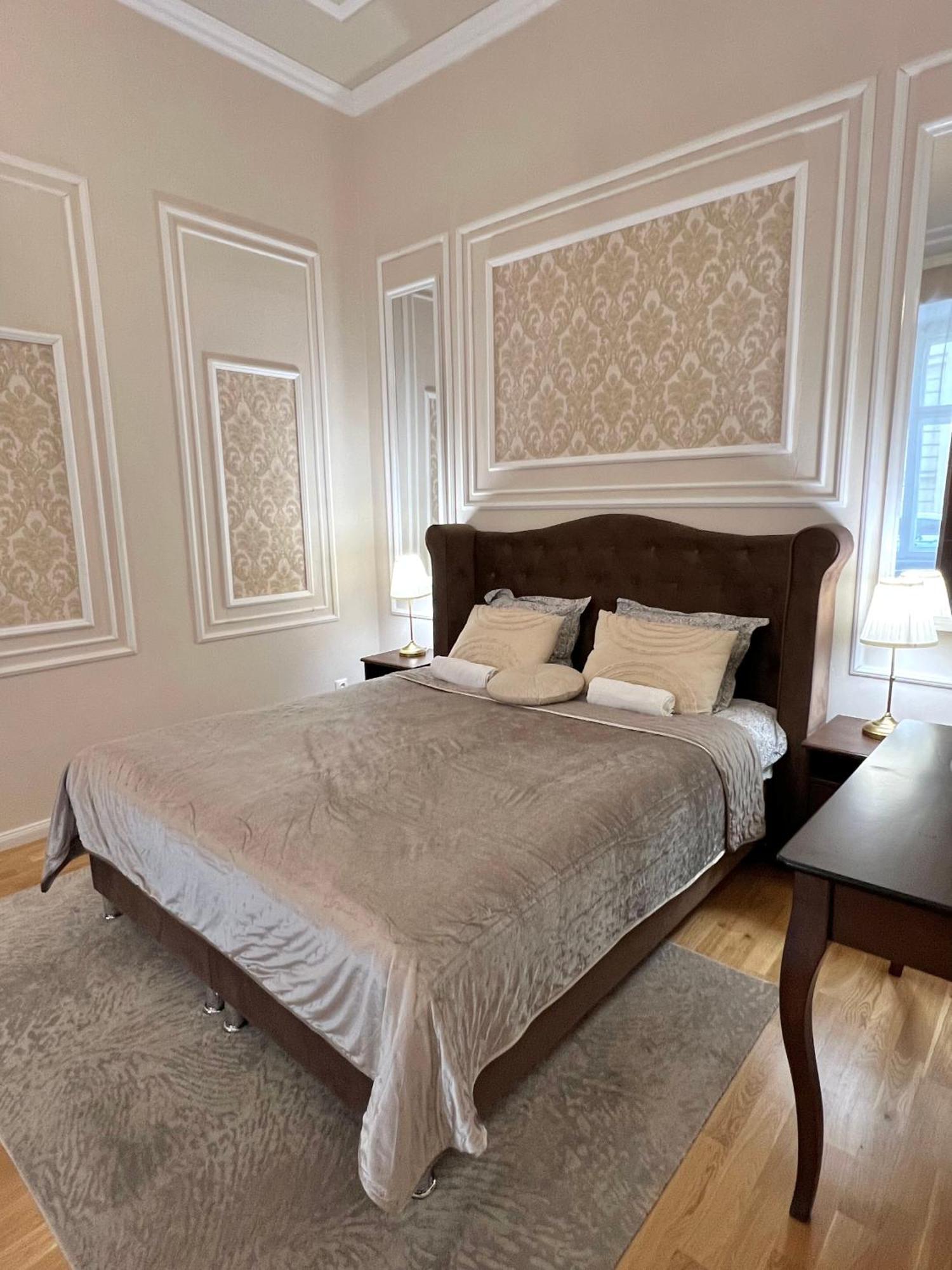Angeloroma Deluxe Apartment Прага Екстер'єр фото